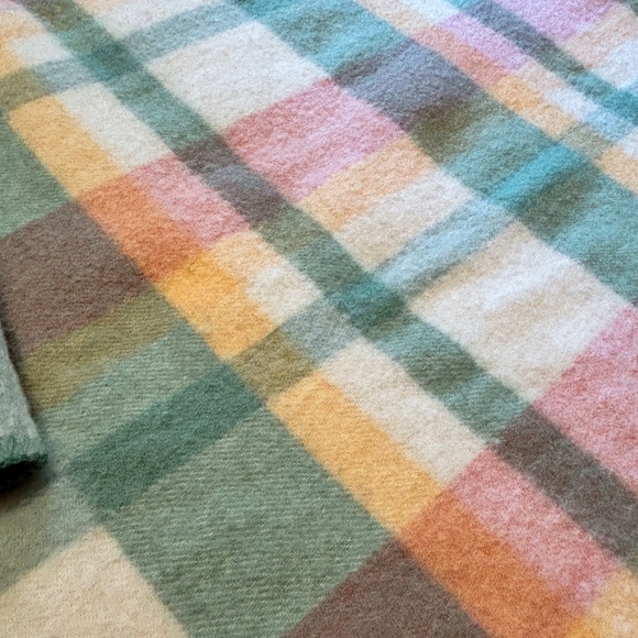 Vintage Eaton's Wool Blanket Throw Pastel Plaid Tartan Mid Century 70"X78" RARE - Picture 5 of 10